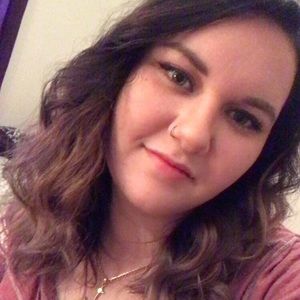 Meet your Posher, Chloe